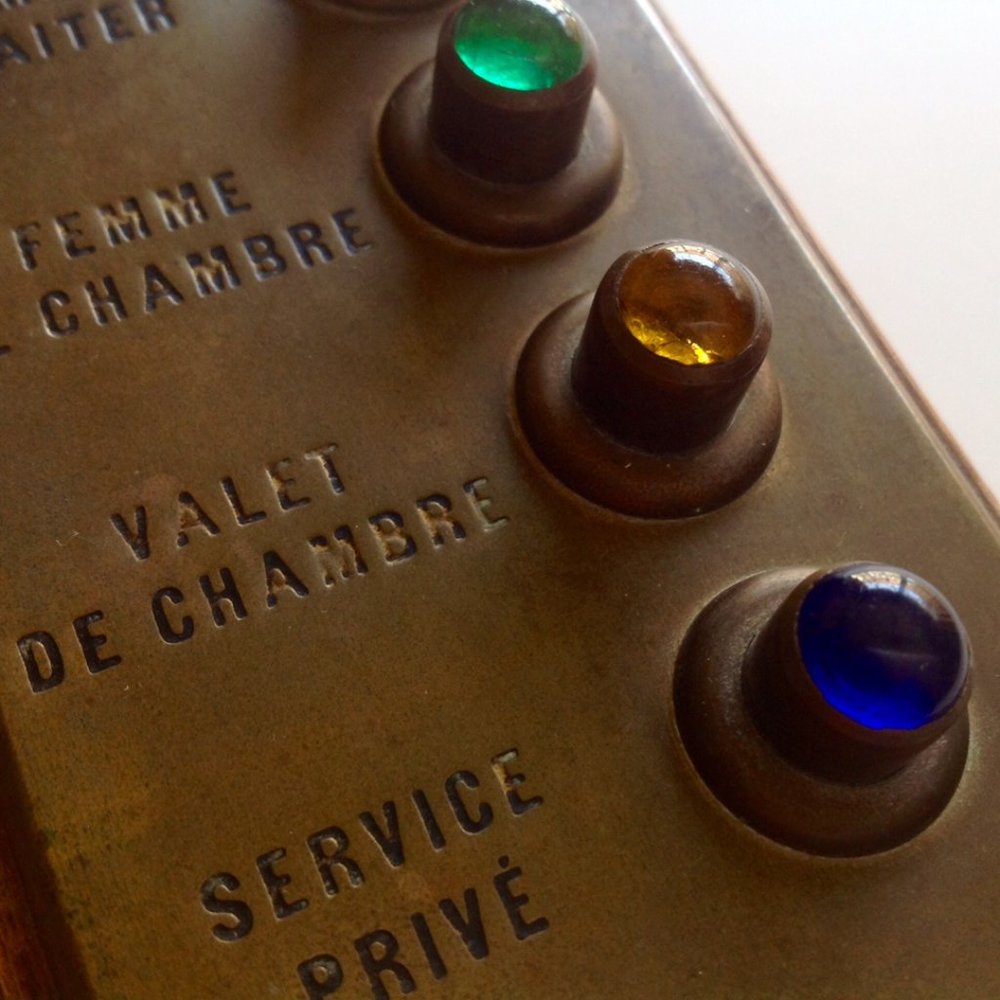 Vintage French Hotel Room Service Panel STEAMPUNK Femme De Chambre VALET Waiter - Picture 11 of 11